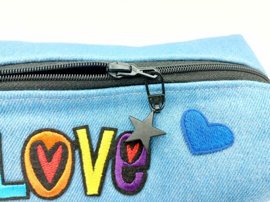 Trousse " Love " – Image 2